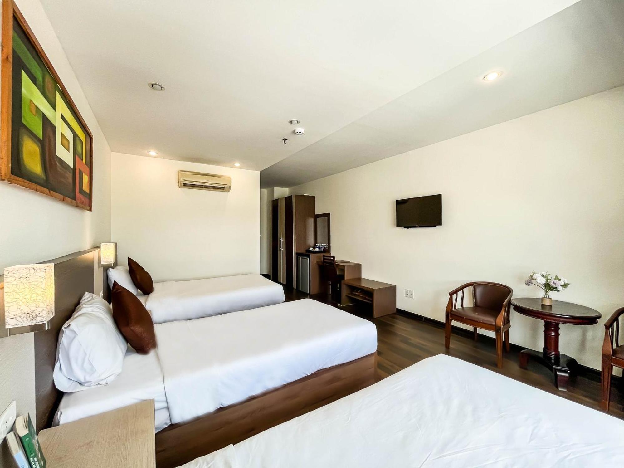 Quoc Cuong Hotel & Apartment Danang By Haviland Екстер'єр фото